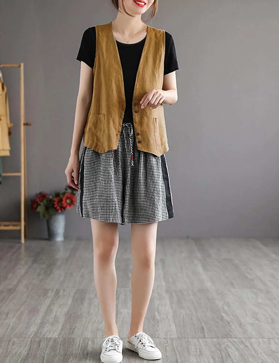 Bozanly Women's Sleeveless Button Down Vest Casual V Neck Cotton Linen Blazer Jacket with Pockets
