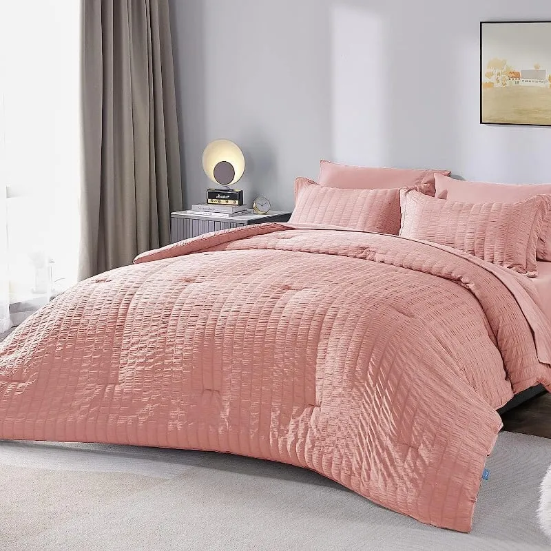 Double bed linen set CozyLux Queen Comforter, 7 pieces, pink