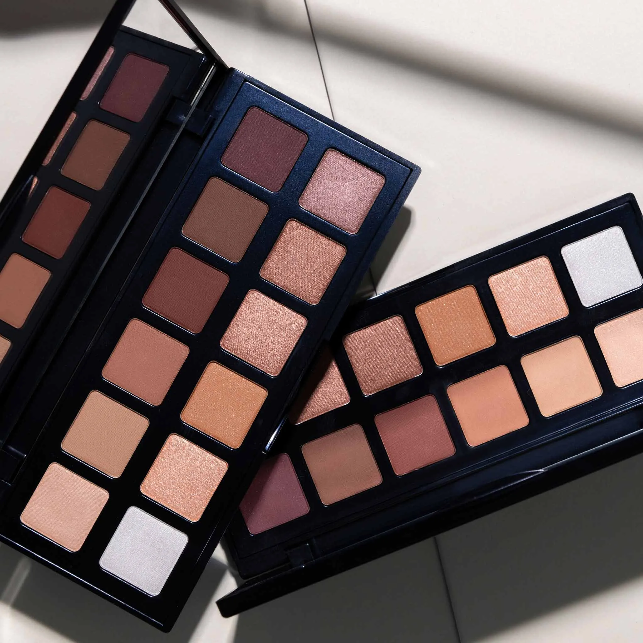 Kaleidoscopic Nudes Eyeshadow Palette