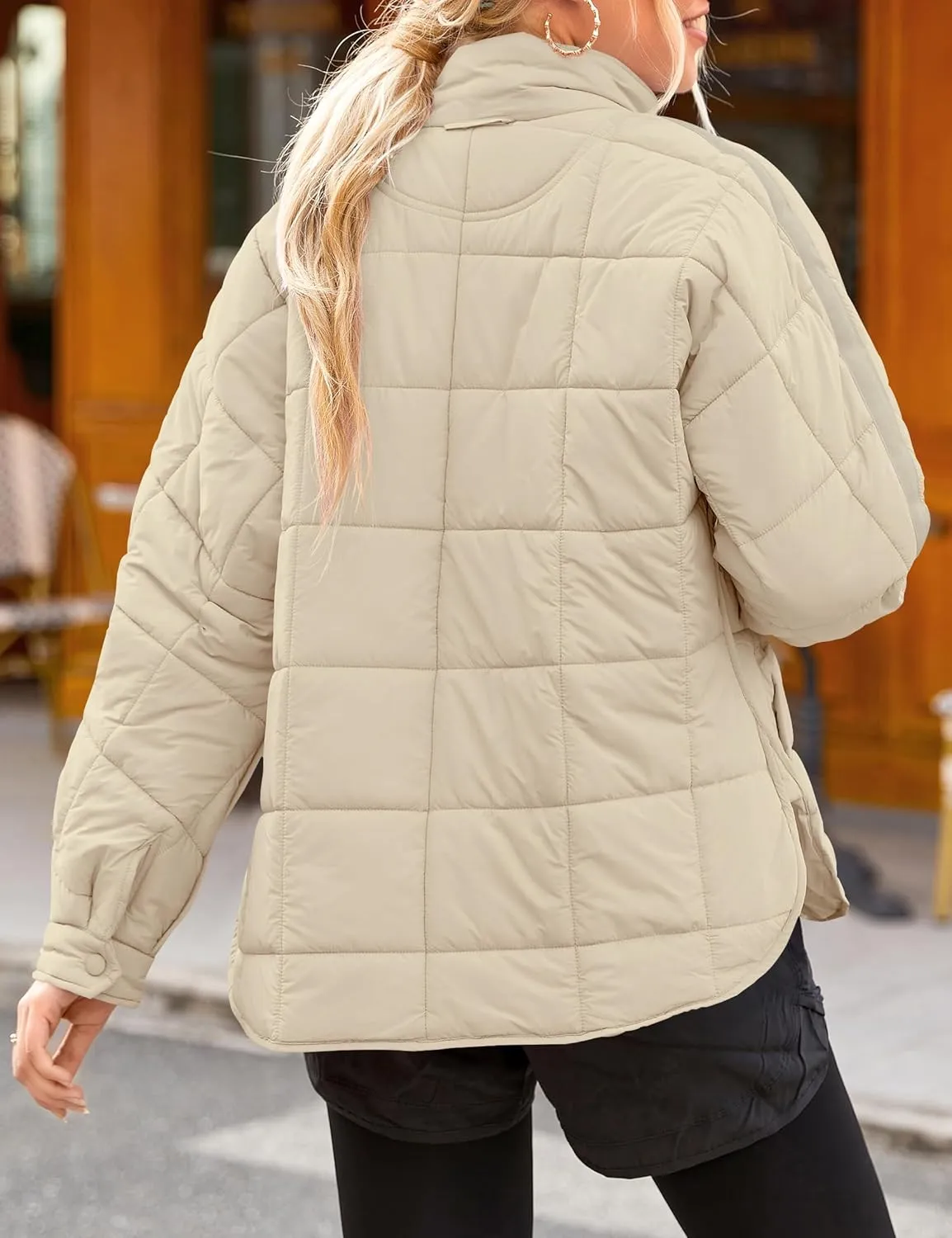 LEANI Women's Oversized Lightweight Puffer Jackets Long Sleeve Zipper Short Coat with Pockets