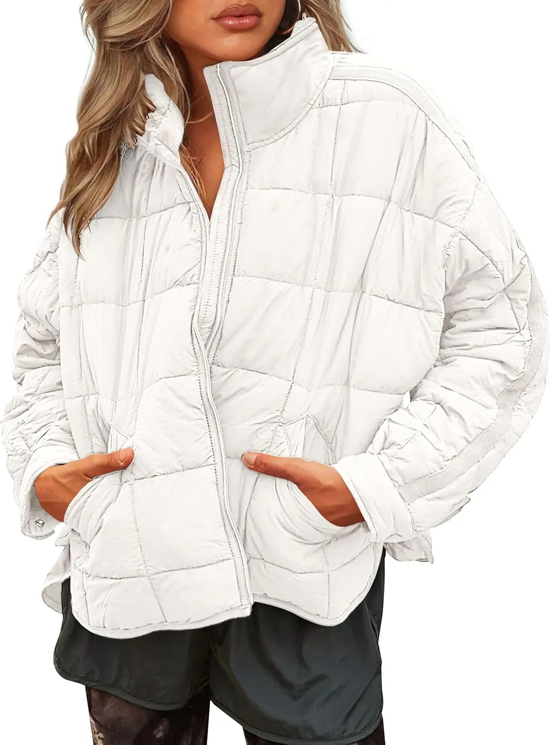 LEANI Women's Oversized Lightweight Puffer Jackets Long Sleeve Zipper Short Coat with Pockets