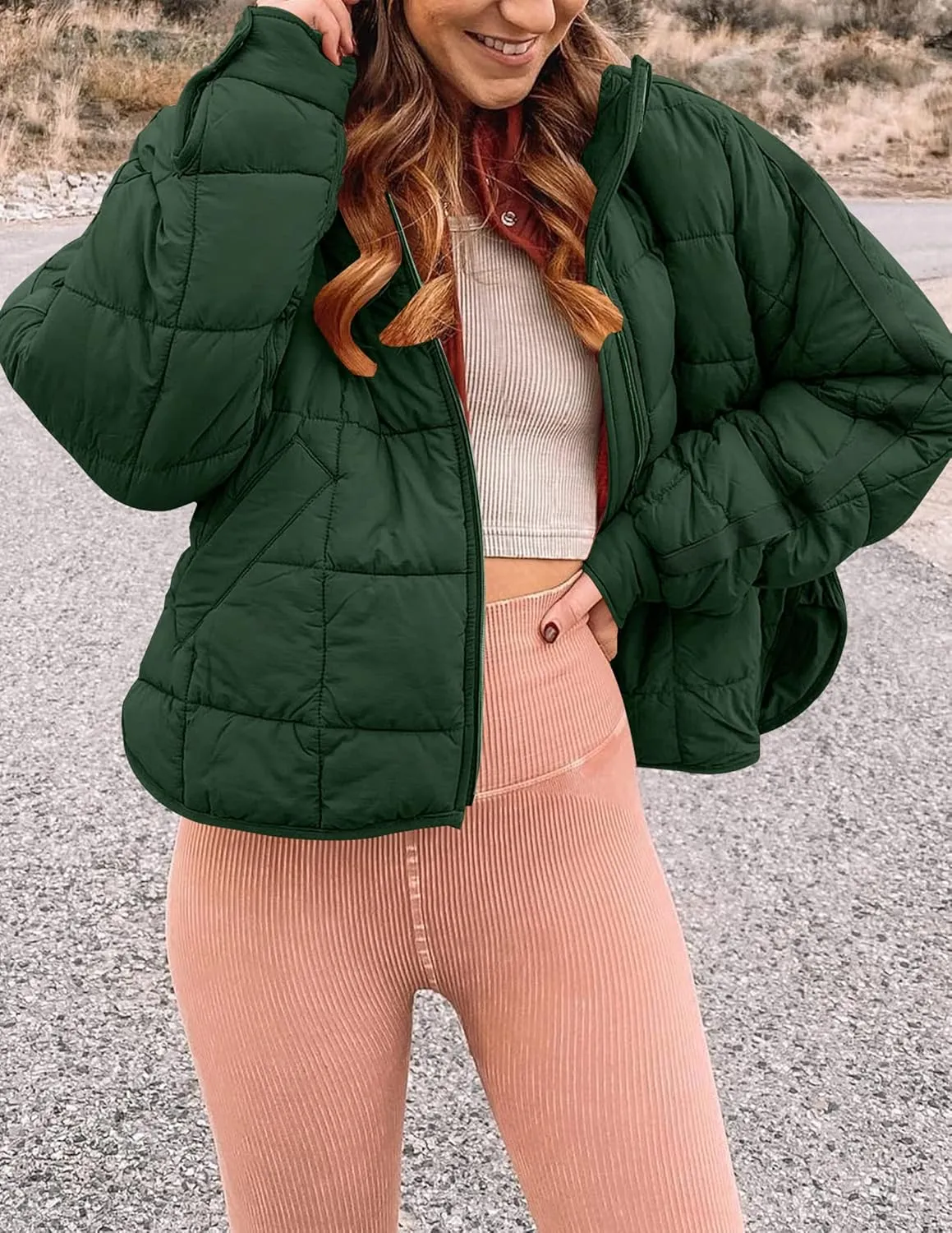 LEANI Women's Oversized Lightweight Puffer Jackets Long Sleeve Zipper Short Coat with Pockets