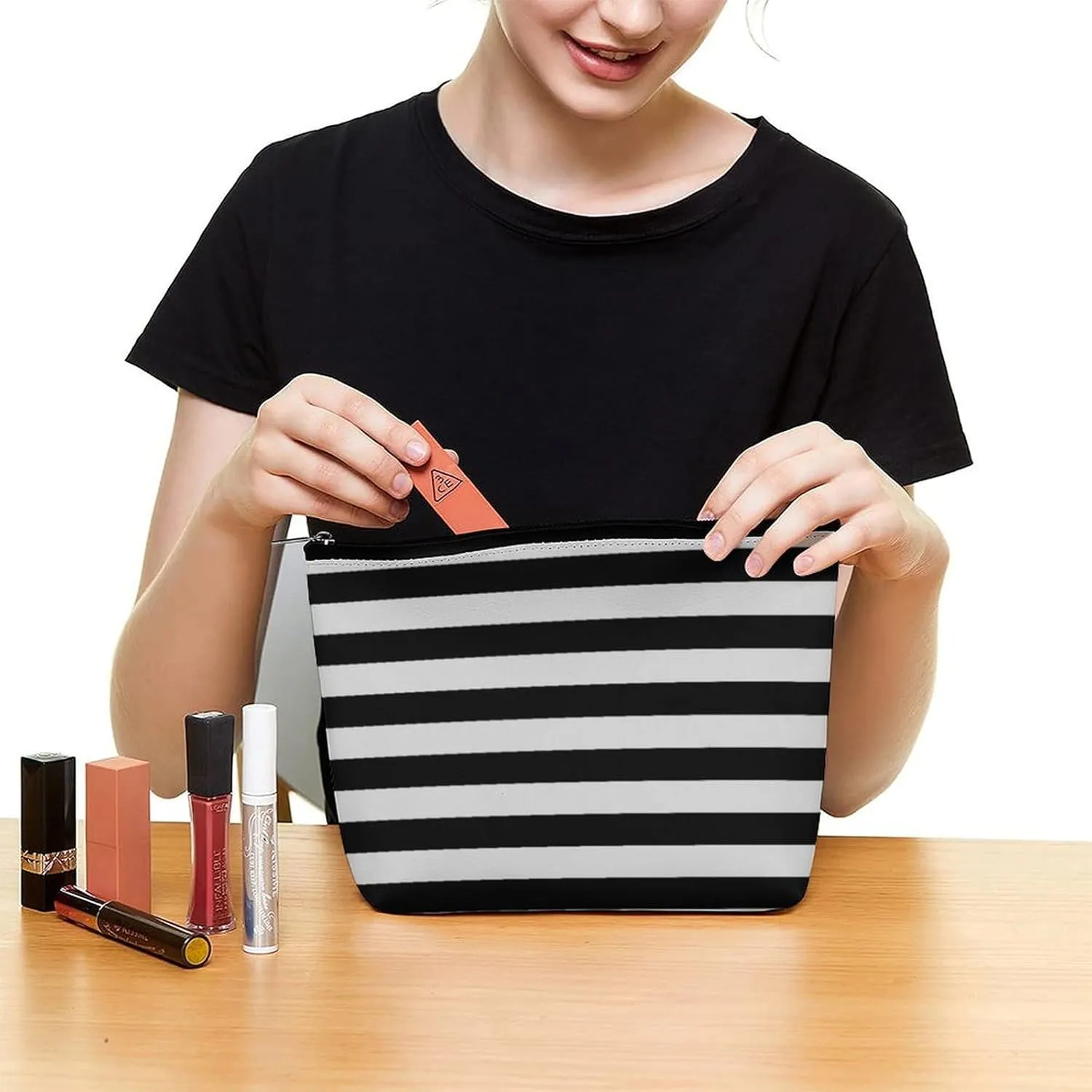 Travel Makeup Bag, Elegant Gray Black Bold Striped Pattern Cosmetic Bags for Women Large Capacity Waterproof Toiletry Pouch Make up Organizer