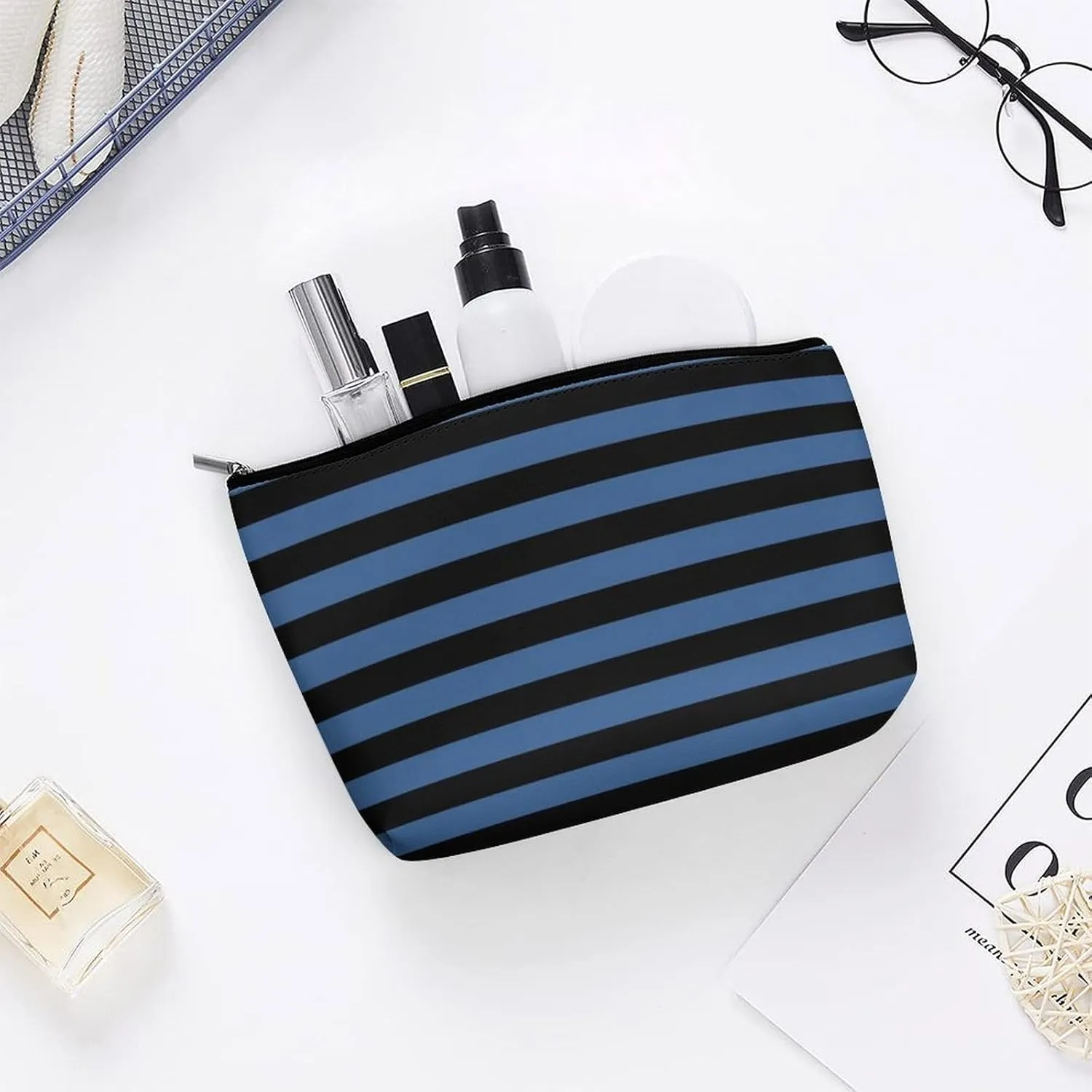 Travel Makeup Bag, Modern Blue Black Bold Striped Pattern Cosmetic Bags for Women Large Capacity Waterproof Toiletry Pouch Make up Organizer