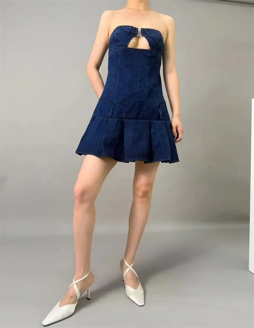 Women Summer Sexy Denim Backless Sleeveless Knee-Length Jeans Dresses