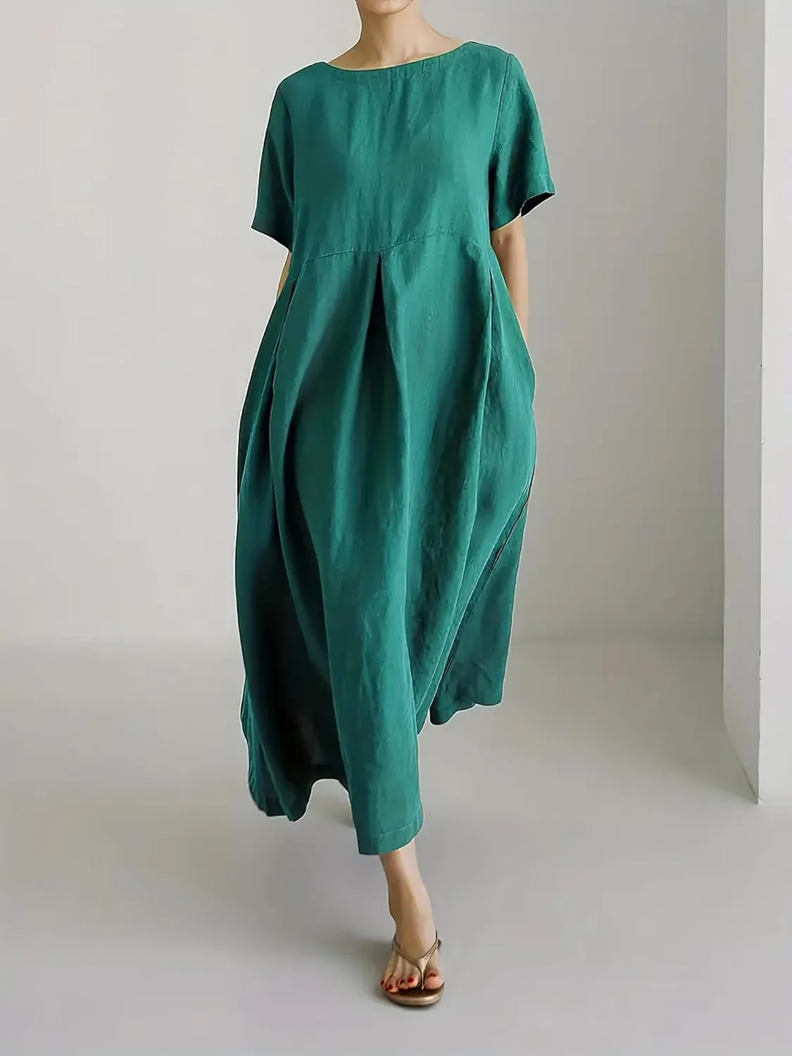 Women's Casual Plus Size Short Sleeve Long Dress Summer Crew Neck Flowy Pleated Midi Dressed with Pockets