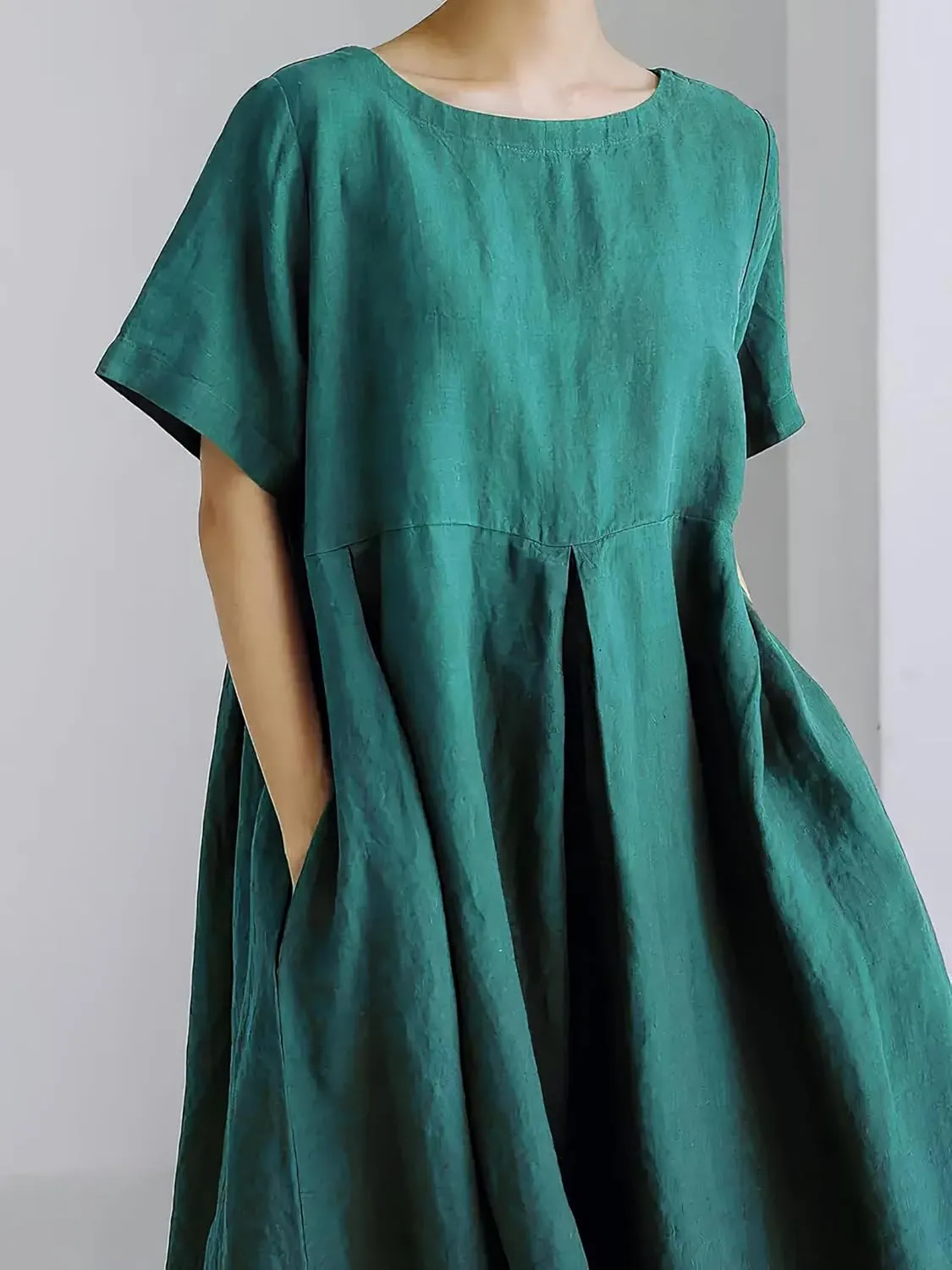 Women's Casual Plus Size Short Sleeve Long Dress Summer Crew Neck Flowy Pleated Midi Dressed with Pockets
