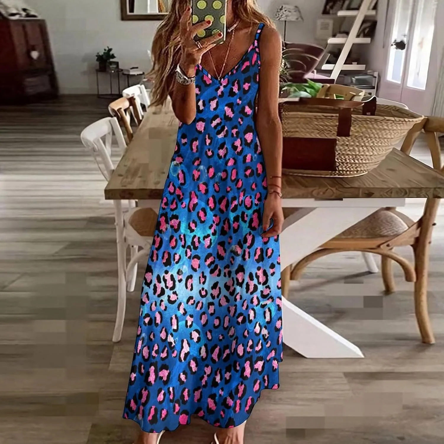 Women's Maxi Dress Tie Dye Seashell Summer Sun Dresses Casual Loose Long Dress V Neck Sleeveless Beach Dresses