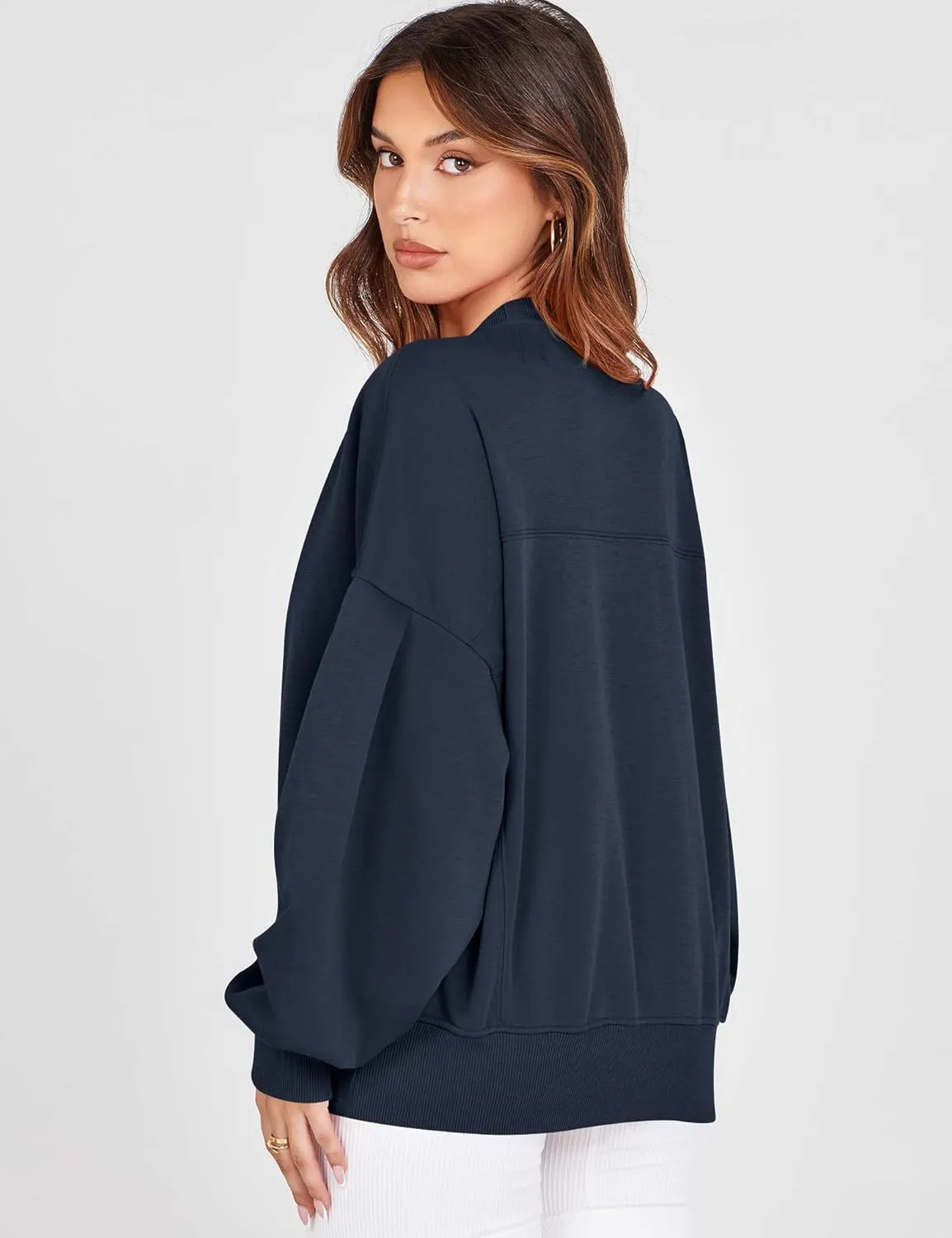 ZHENWEI Womens Fall Oversized Sweatshirts Crewneck Fleece Hoodie Casual Fashion Pullover Sweaters Outfits with Pockets