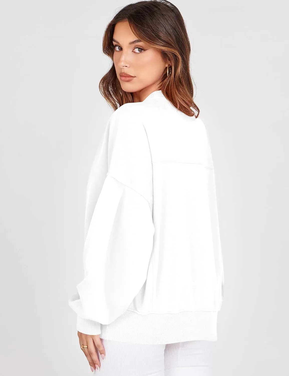 ZHENWEI Womens Fall Oversized Sweatshirts Crewneck Fleece Hoodie Casual Fashion Pullover Sweaters Outfits with Pockets