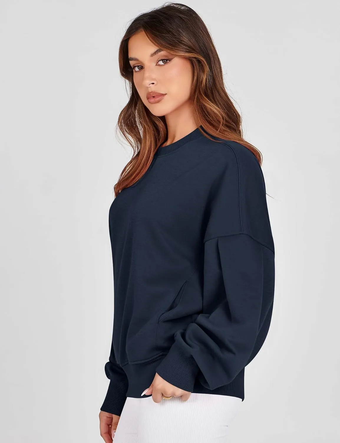 ZHENWEI Womens Fall Oversized Sweatshirts Crewneck Fleece Hoodie Casual Fashion Pullover Sweaters Outfits with Pockets
