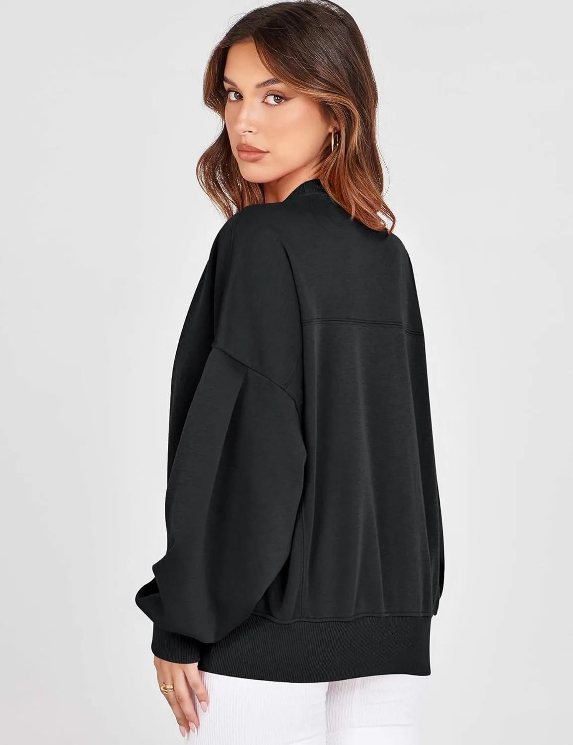 ZHENWEI Womens Fall Oversized Sweatshirts Crewneck Fleece Hoodie Casual Fashion Pullover Sweaters Outfits with Pockets