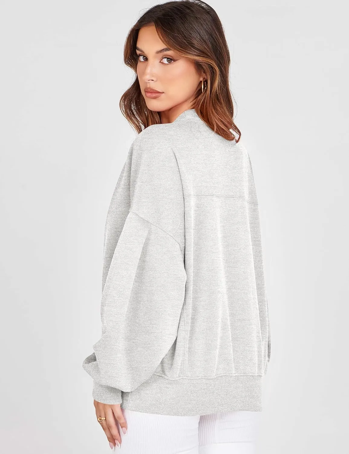 ZHENWEI Womens Fall Oversized Sweatshirts Crewneck Fleece Hoodie Casual Fashion Pullover Sweaters Outfits with Pockets