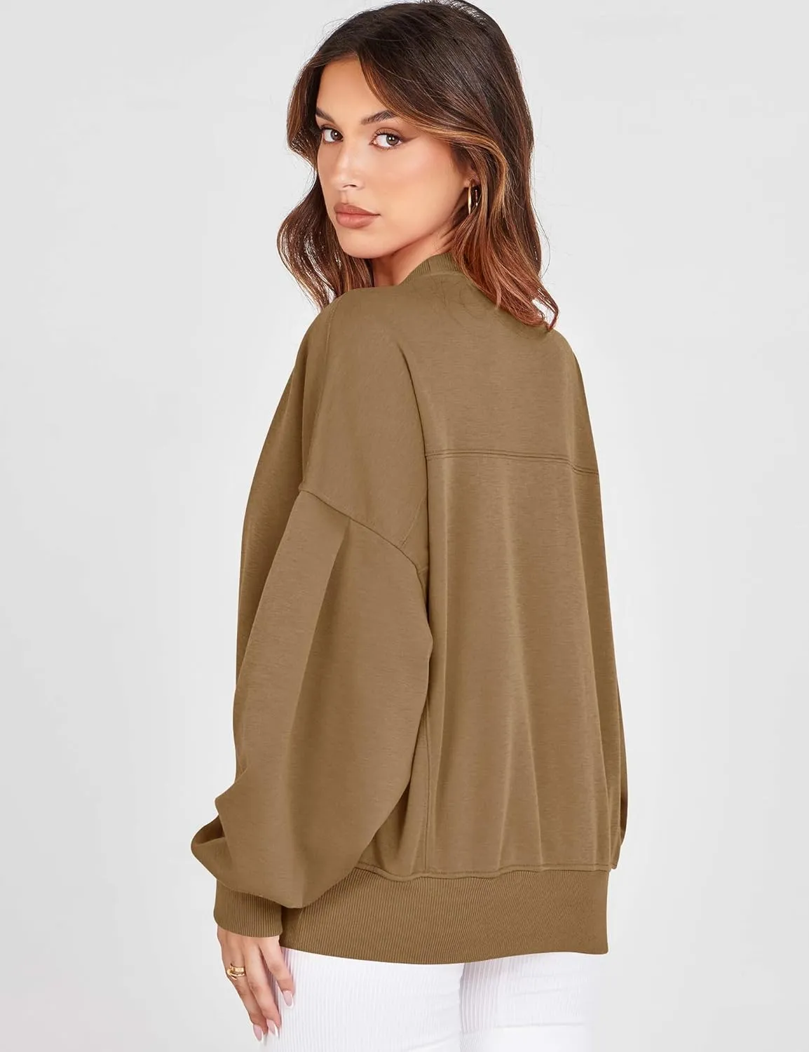 ZHENWEI Womens Fall Oversized Sweatshirts Crewneck Fleece Hoodie Casual Fashion Pullover Sweaters Outfits with Pockets